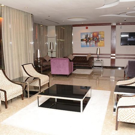 Topaz Furnished Apartments Рияд Екстериор снимка