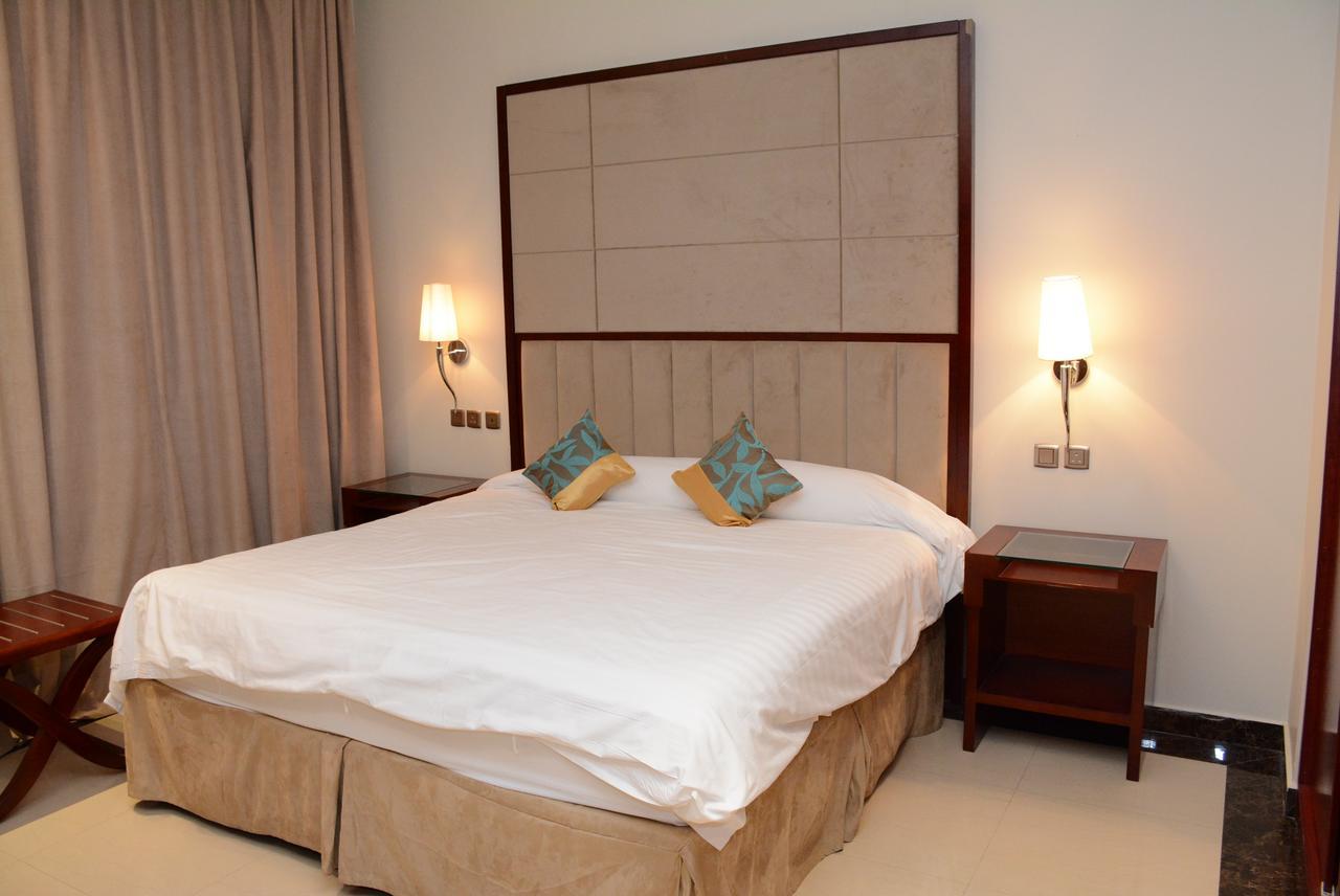 Topaz Furnished Apartments Рияд Екстериор снимка