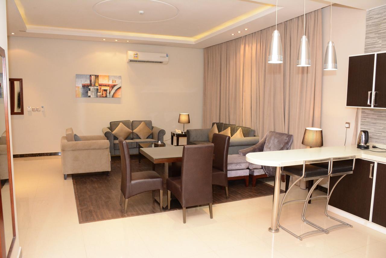 Topaz Furnished Apartments Рияд Екстериор снимка