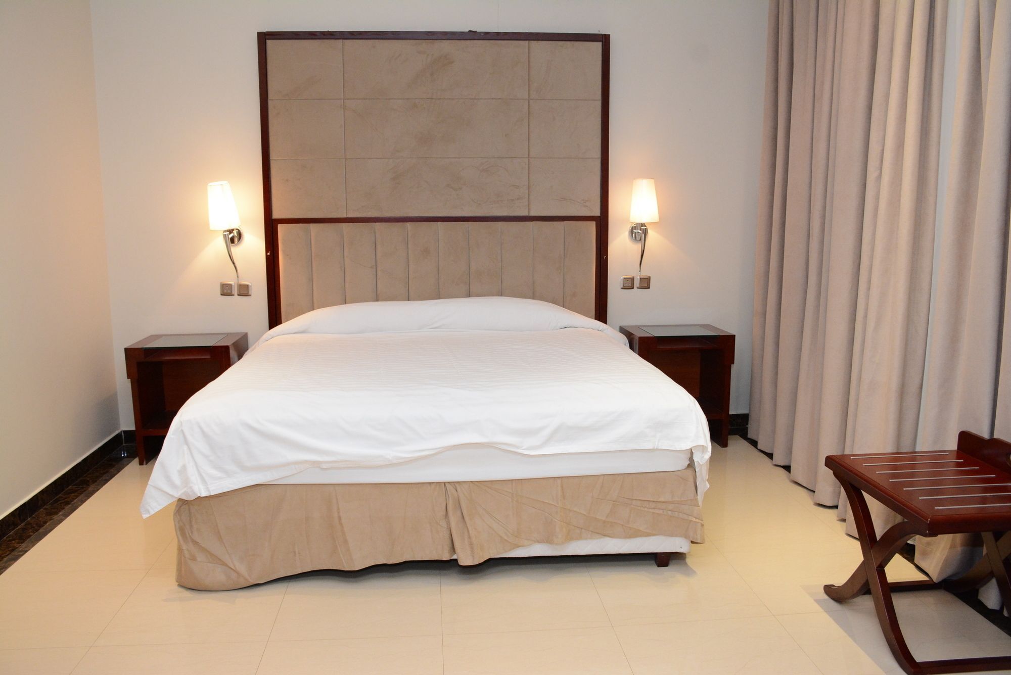 Topaz Furnished Apartments Рияд Екстериор снимка