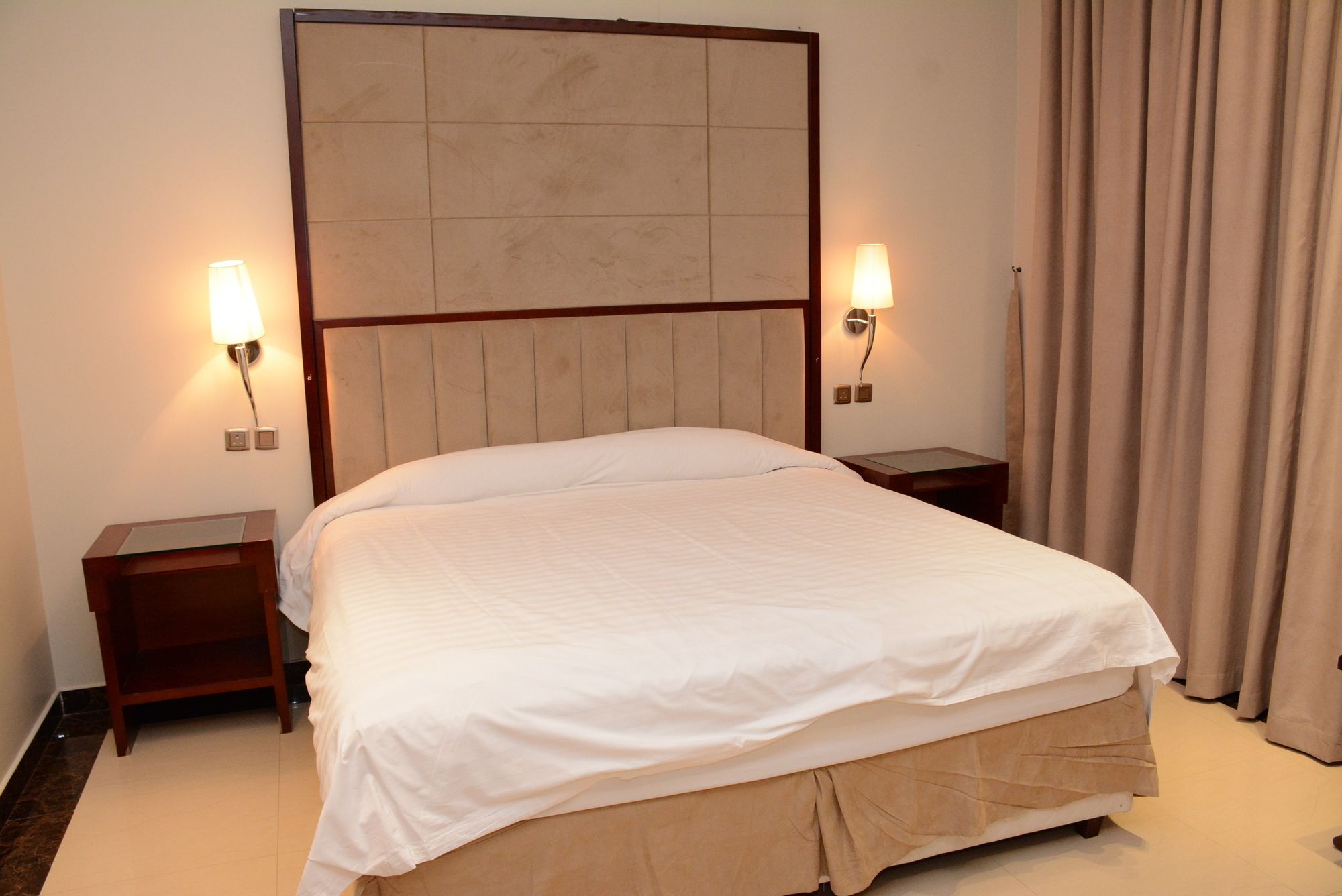 Topaz Furnished Apartments Рияд Екстериор снимка